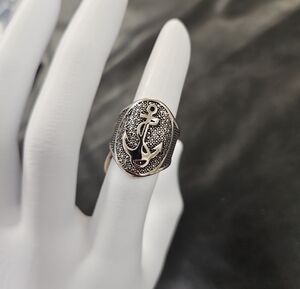 Men's Anchor Signet Ring - Silver Nautical Design
